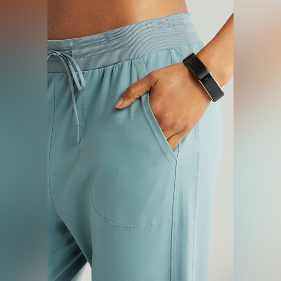 NWT NEW Zella Live In Pocket Joggers in Blue Gray Grey - Picture 6 of 8